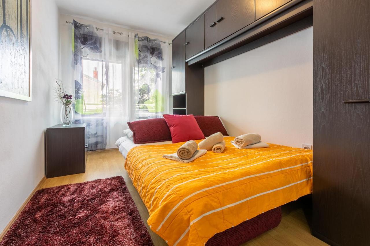 Apartments Zec Selce Eksteriør bilde